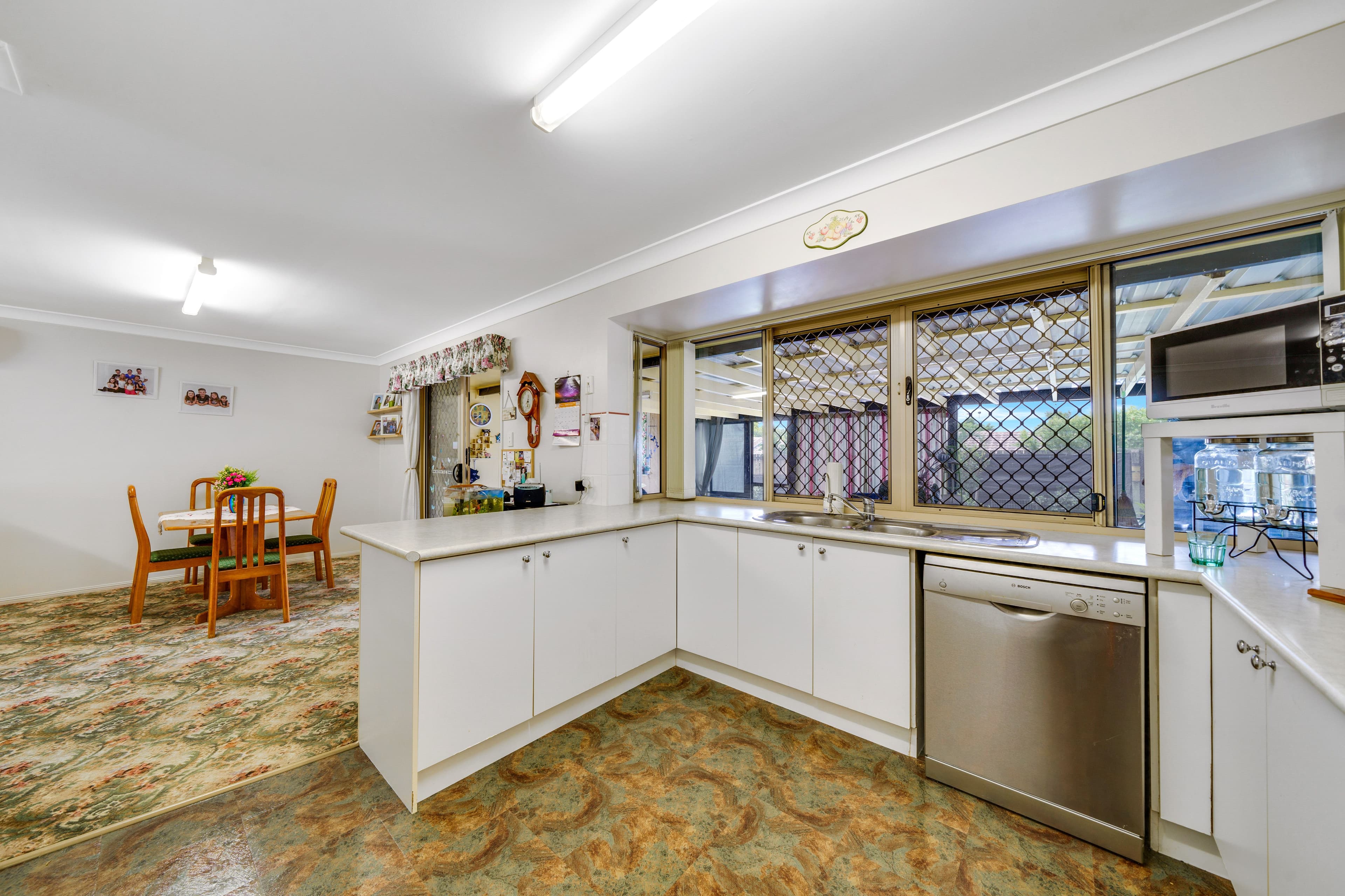 6-8 Jonath Court, Edens Landing QLD 4207, Edens Landing - Thumbnail 4