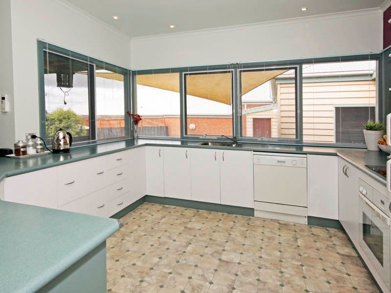 50 Peter Street, GROVEDALE VIC 3216, Grovedale - Thumbnail 3