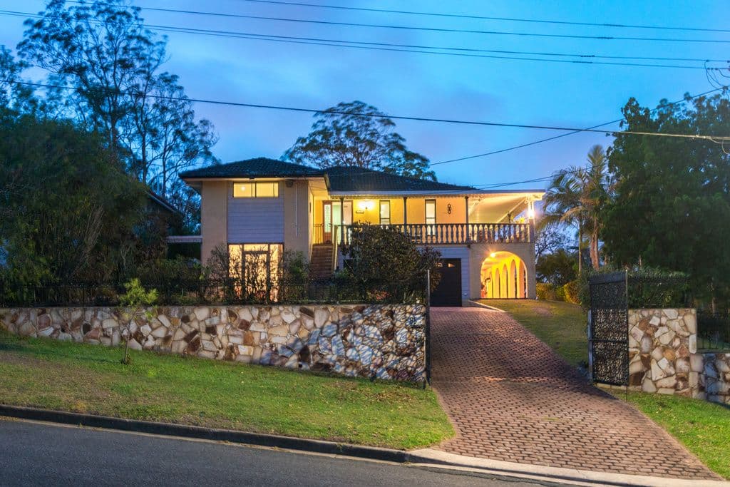 81 Brodie Street, Holland Park West QLD 4121, Holland Park West - Thumbnail 3