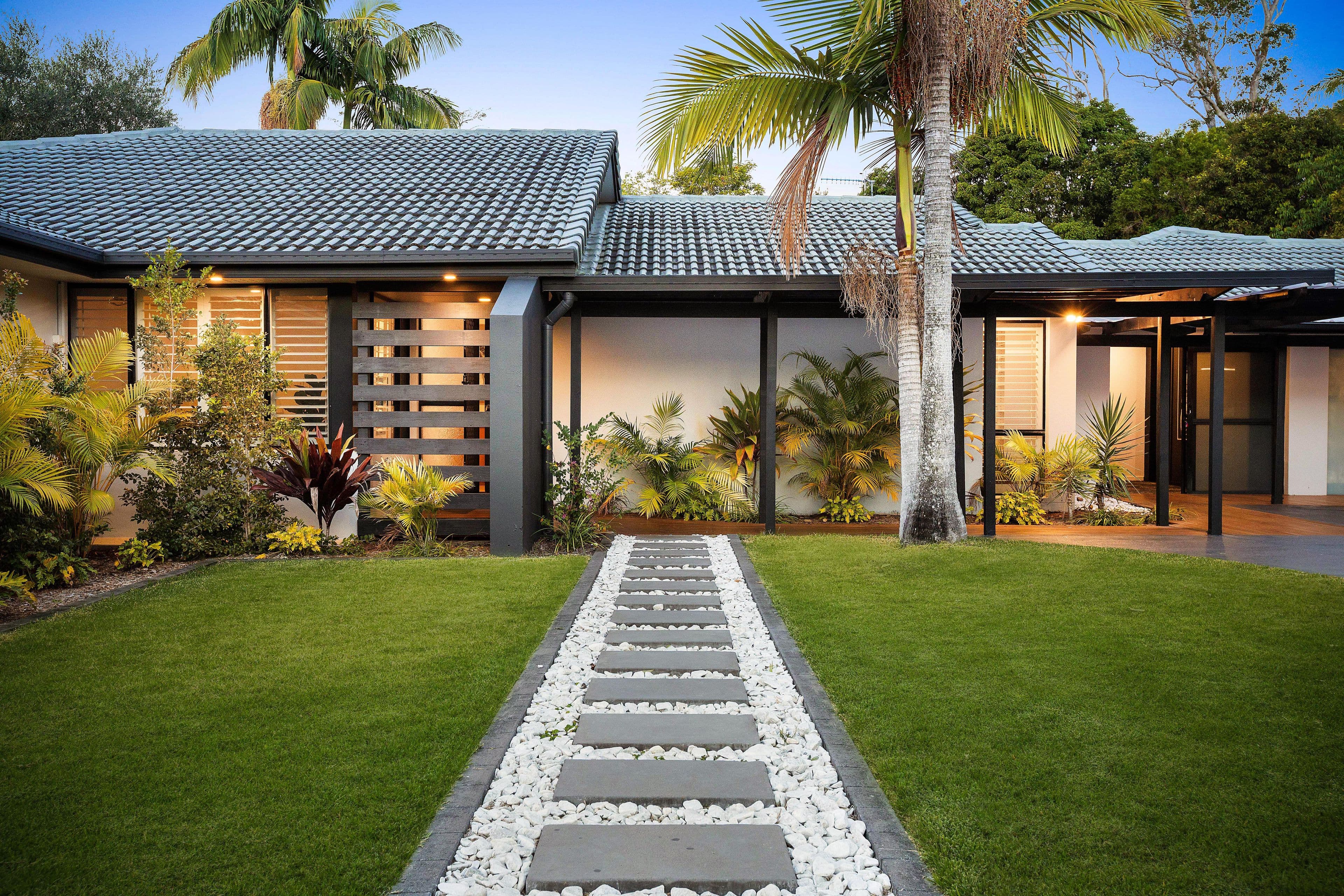 9 Jutland Place, Currumbin Waters QLD 4223, Currumbin Waters - Thumbnail 2