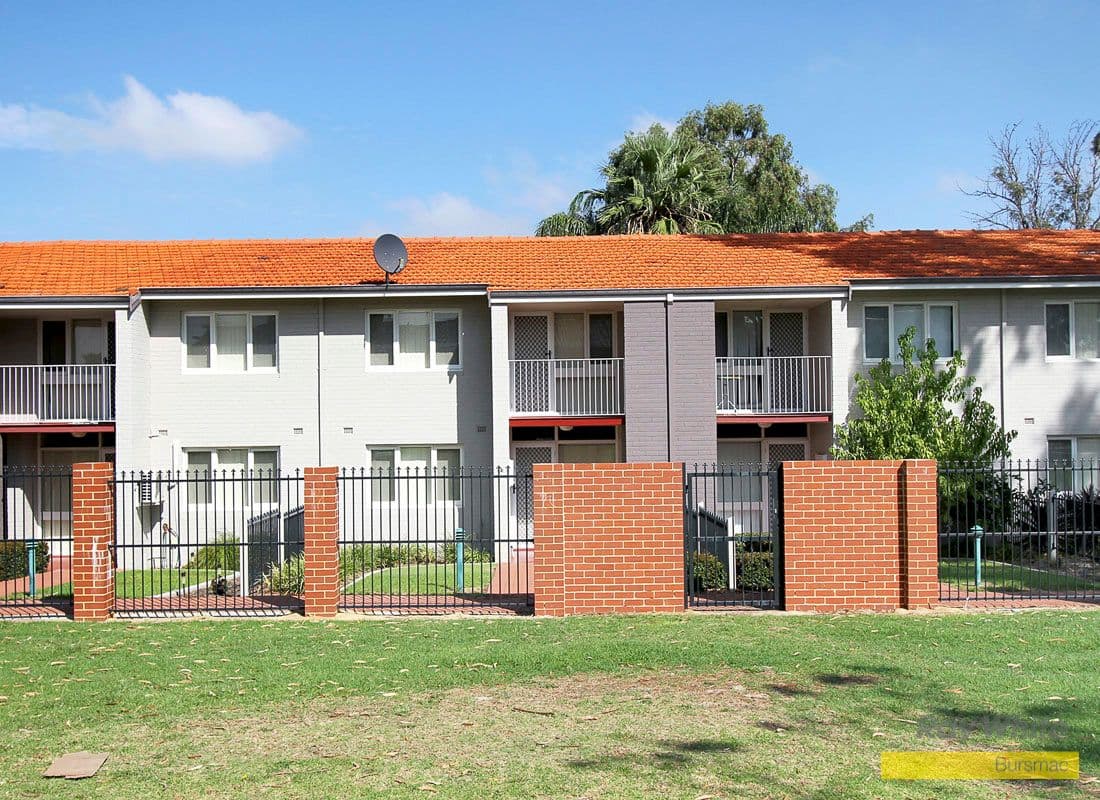27 Markham Way, BALGA WA 6061, Balga - Thumbnail 4