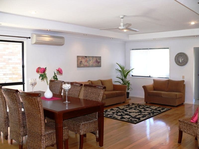 25 Meadowbank Drive, Upper Coomera QLD 4209, Upper Coomera - Thumbnail 2
