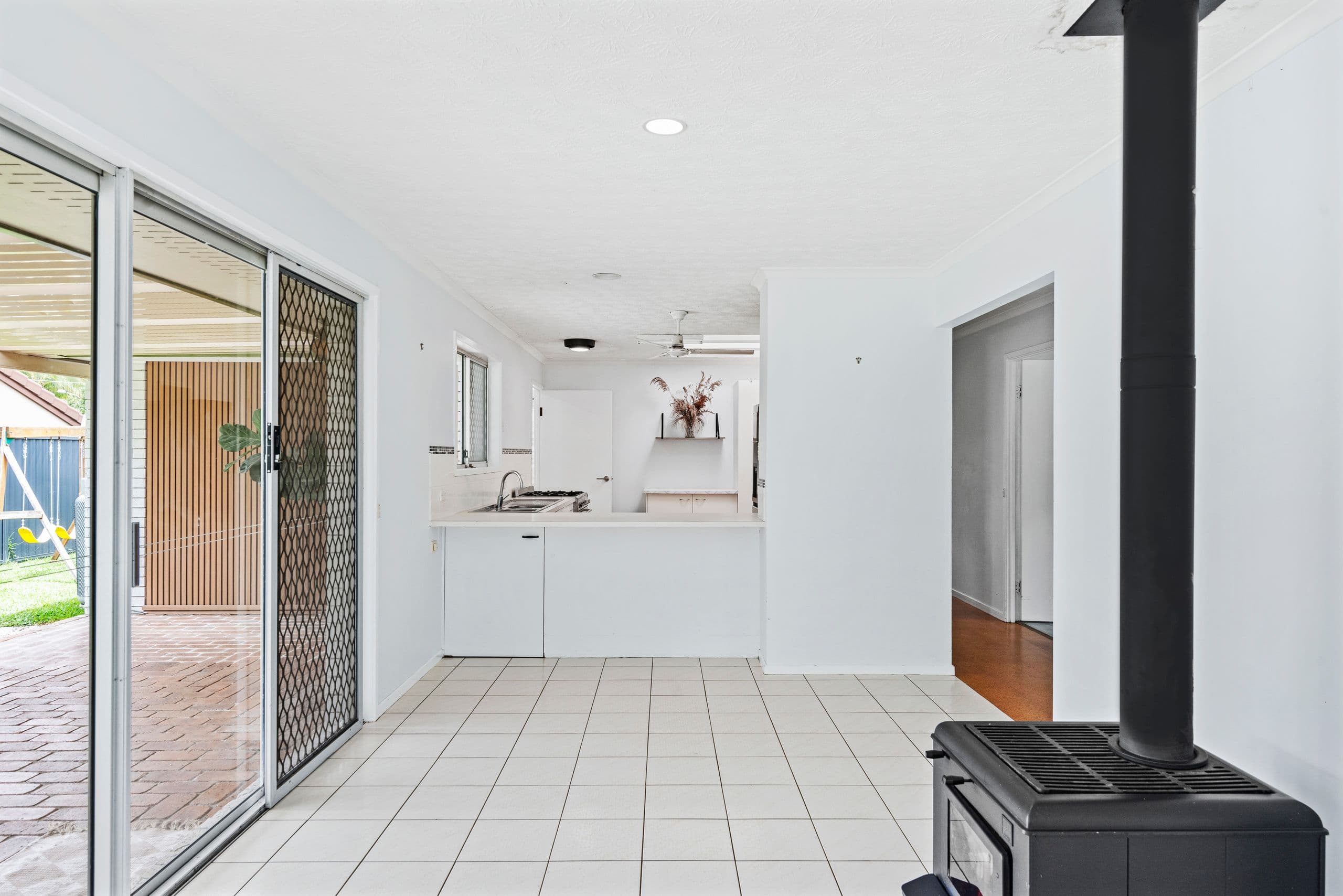 6 Yolanta Drive, Tugun QLD 4224, Tugun - Thumbnail 3