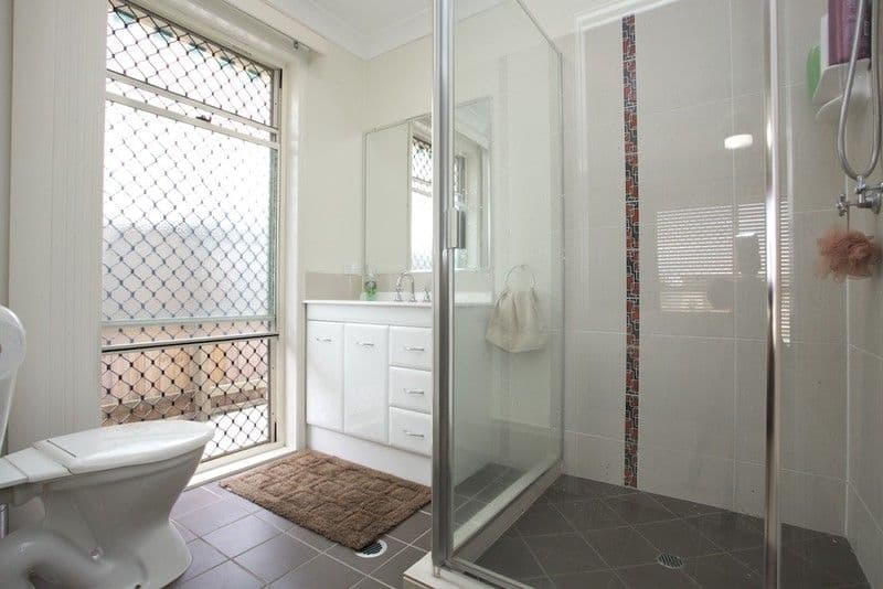 5 Jemma Street, ROTHWELL QLD 4022, Rothwell - Thumbnail 2