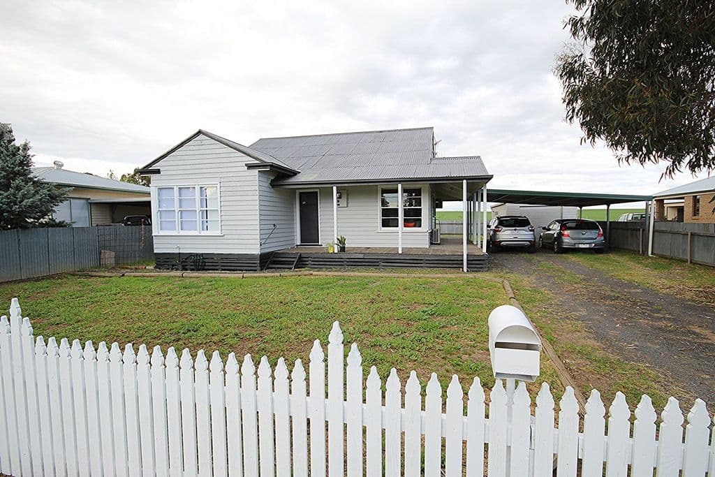 11 Glenferness Street, Nhill VIC 3418, Nhill - Image 1