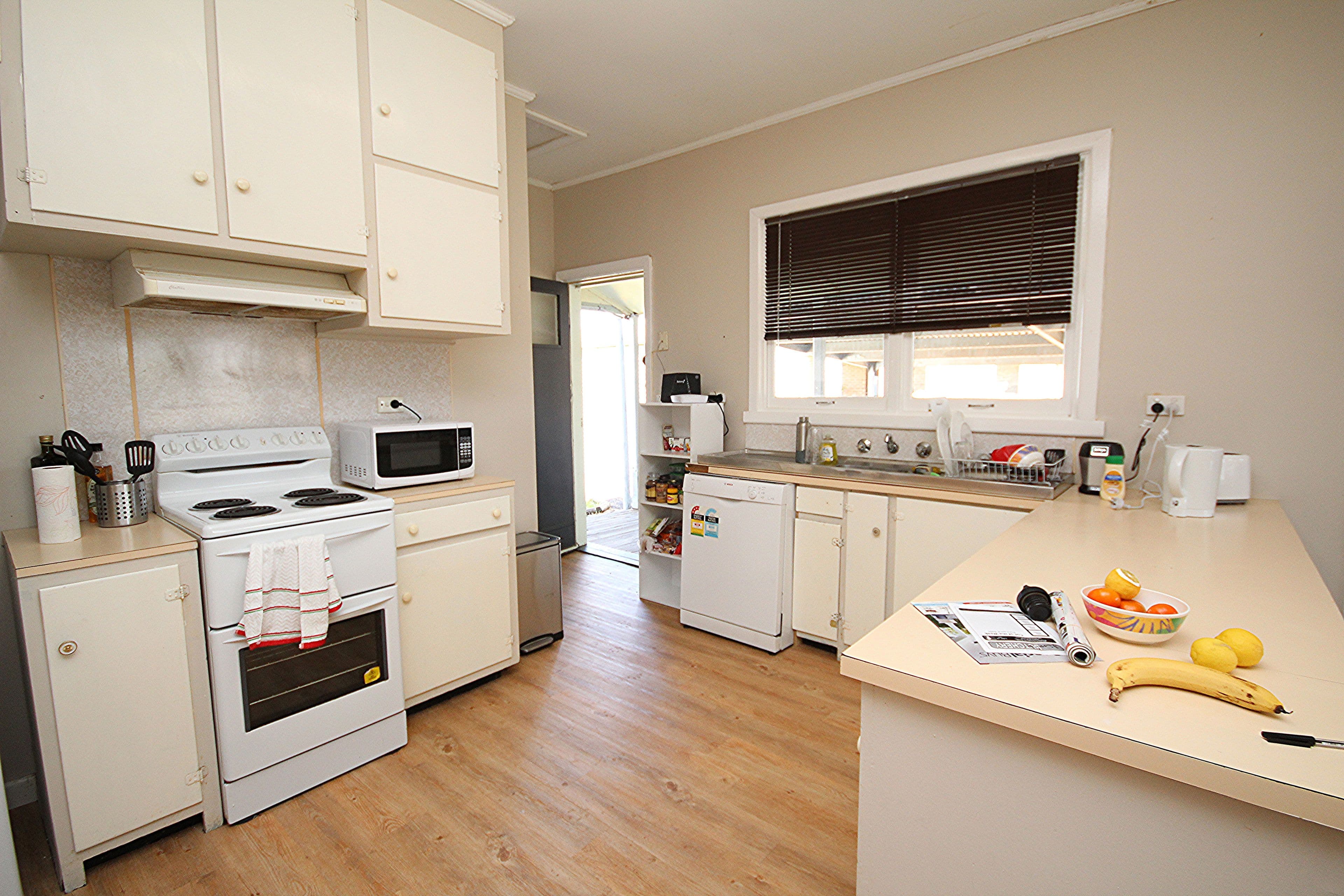 11 Glenferness Street, Nhill VIC 3418, Nhill - Thumbnail 5