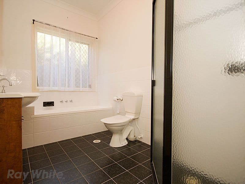 3 Monash Court, FOREST LAKE QLD 4078, Forest Lake - Thumbnail 4