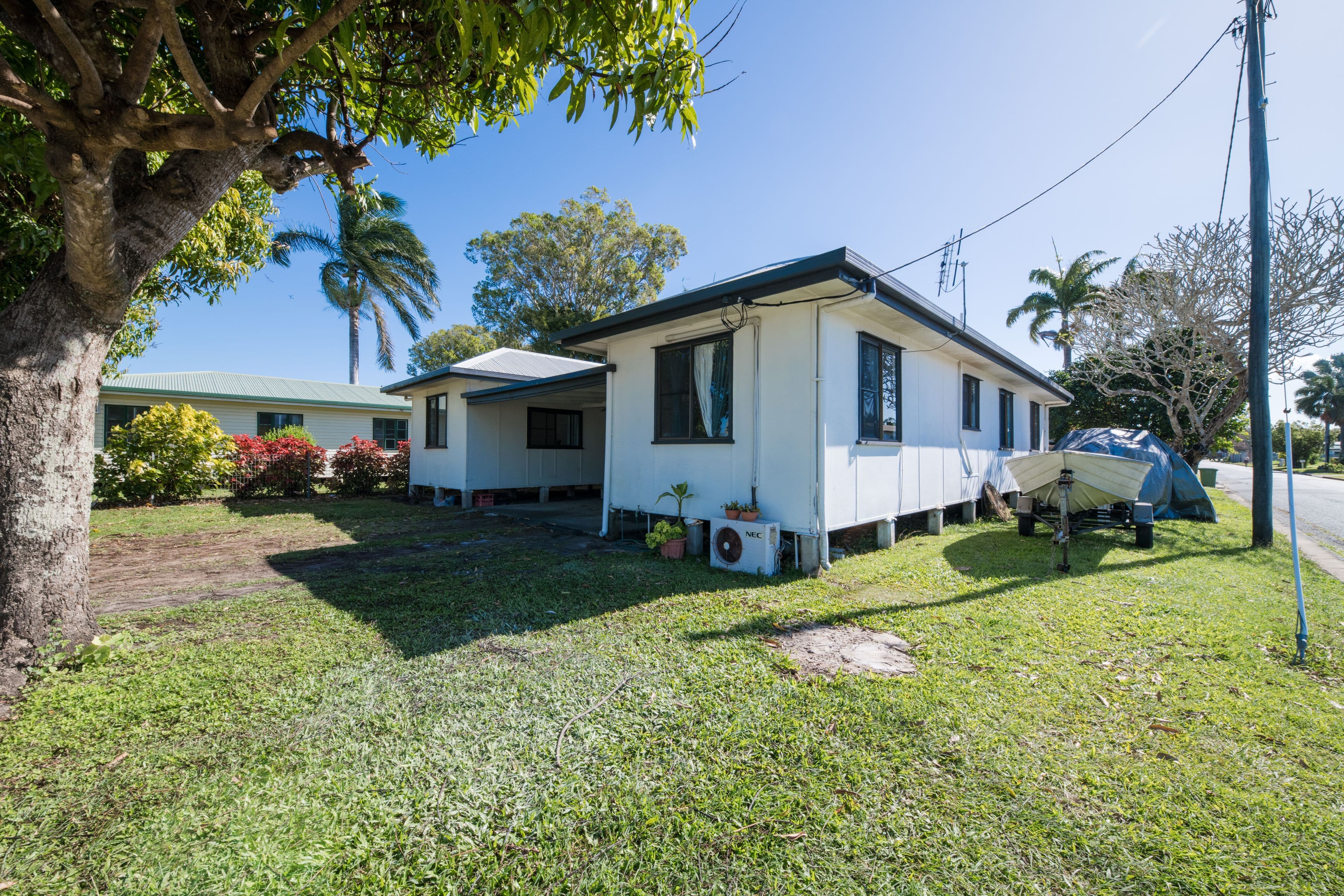 10 Fuljames Street, Proserpine QLD 4800, Proserpine - Thumbnail 2
