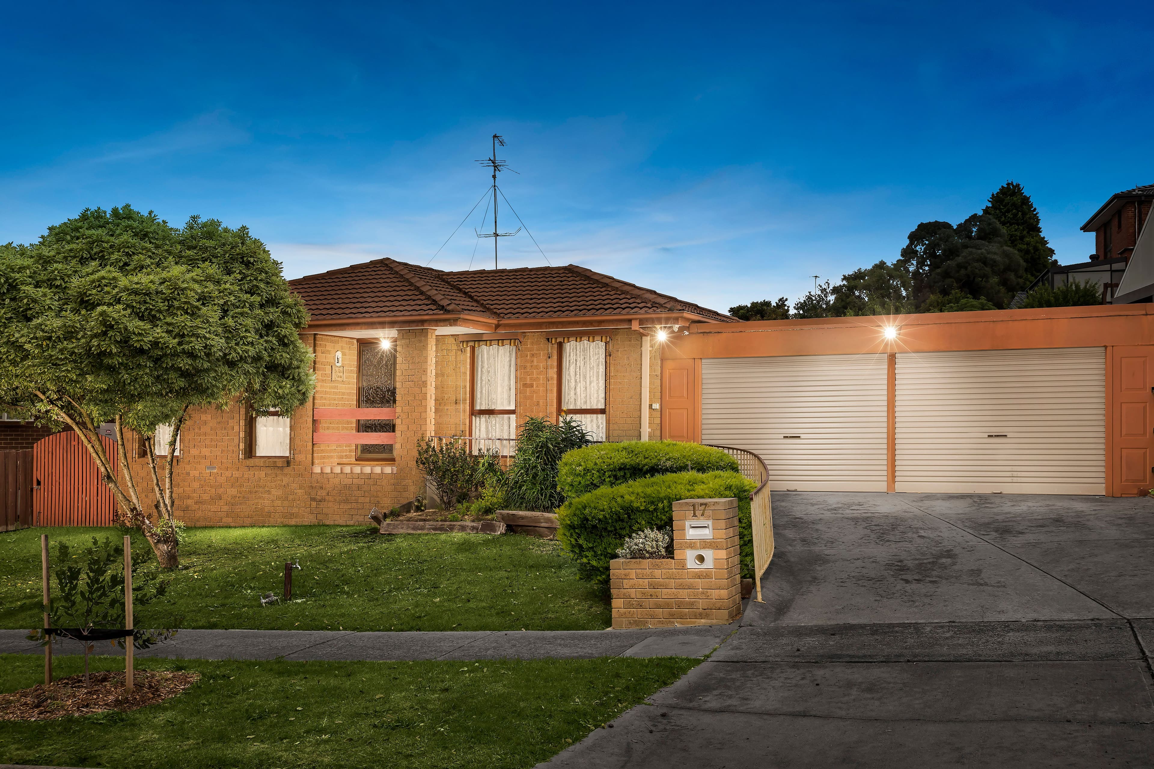 17 Baystone Road, Epping VIC 3076, Epping - Image 1