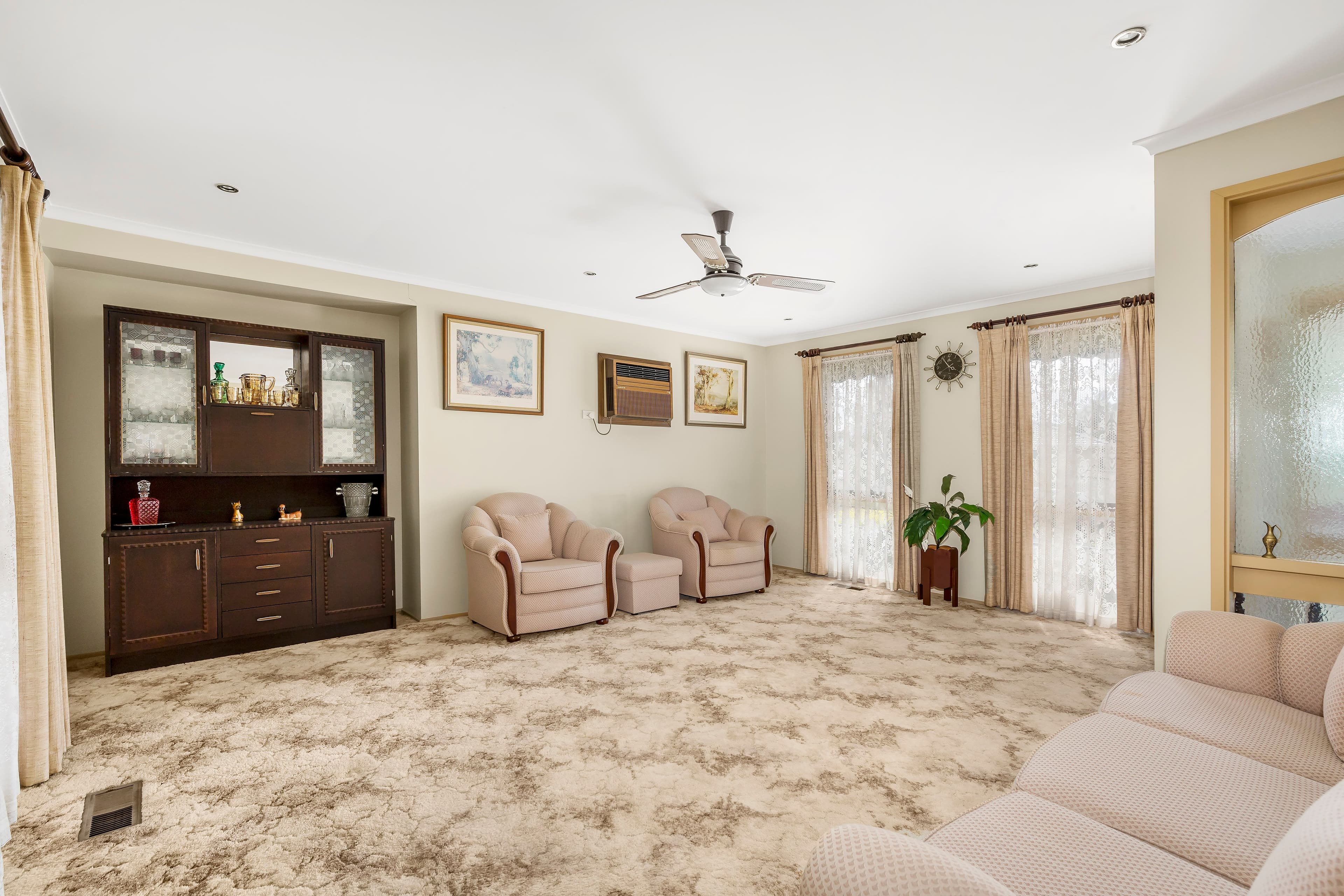 17 Baystone Road, Epping VIC 3076, Epping - Thumbnail 2