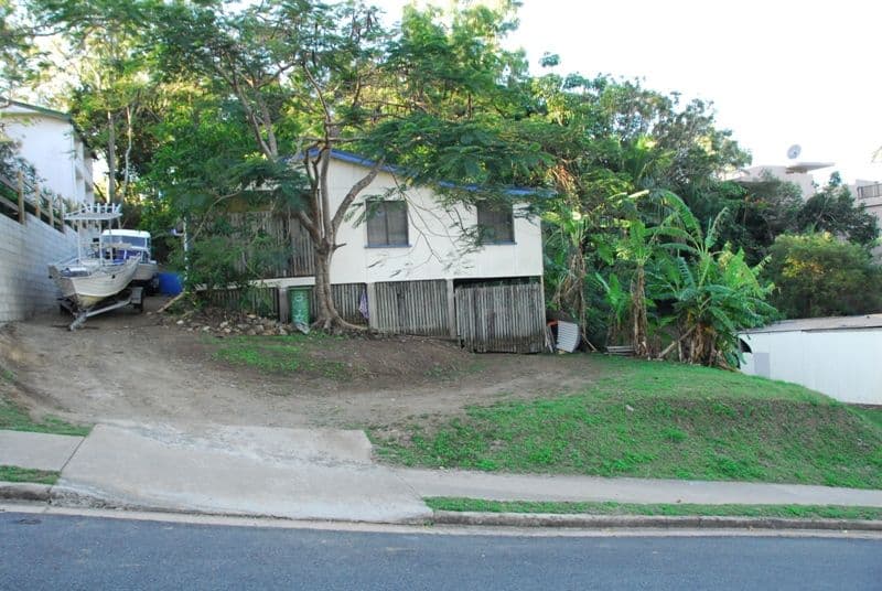 9 Begley Street, AIRLIE BEACH QLD 4802, Airlie Beach - Thumbnail 2
