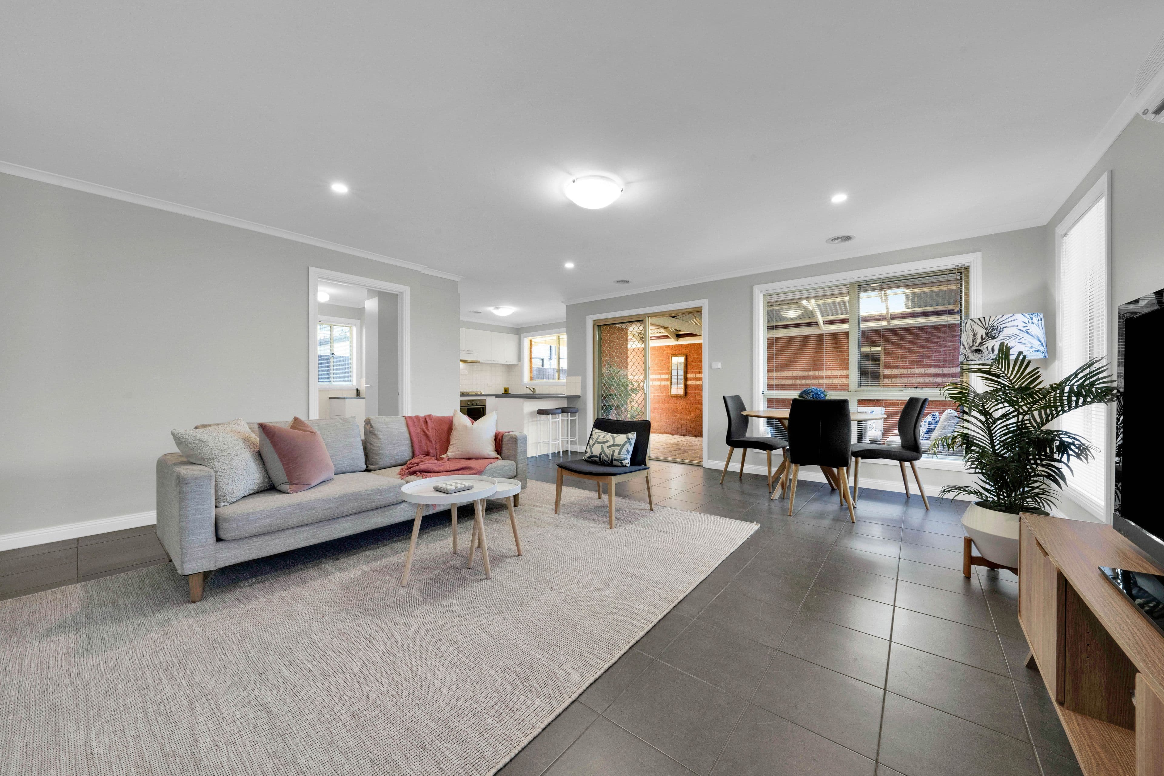 33 Broderick Road, Carrum Downs VIC 3201, Carrum Downs - Thumbnail 2