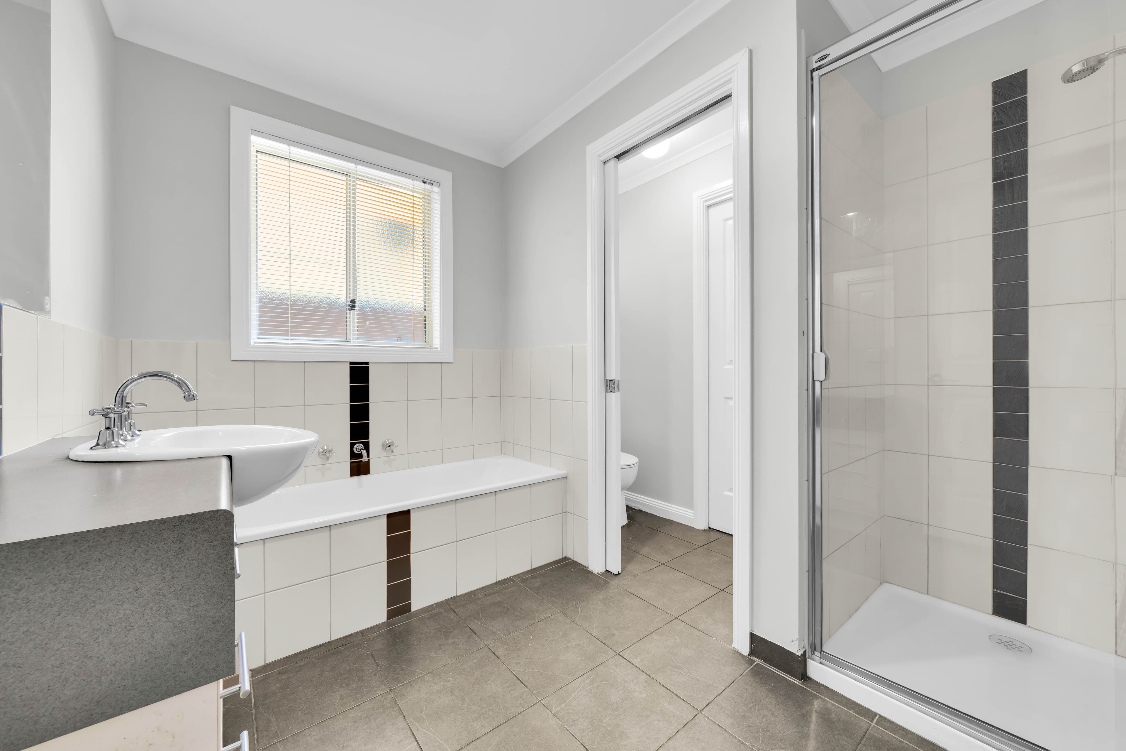 33 Broderick Road, Carrum Downs VIC 3201, Carrum Downs - Thumbnail 4