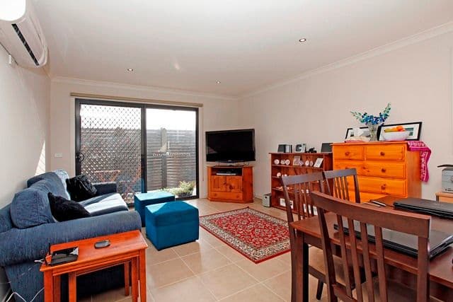 152 Tyler Street, PRESTON VIC 3072, Preston - Thumbnail 2