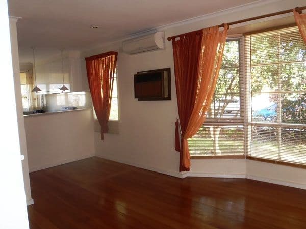 39 Flinders Street, MENTONE VIC 3194, Mentone - Thumbnail 2