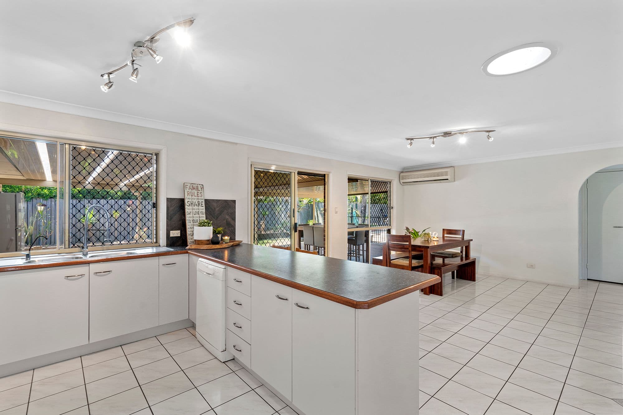 19 Kilsay Crescent, Meadowbrook QLD 4131, Meadowbrook - Thumbnail 6
