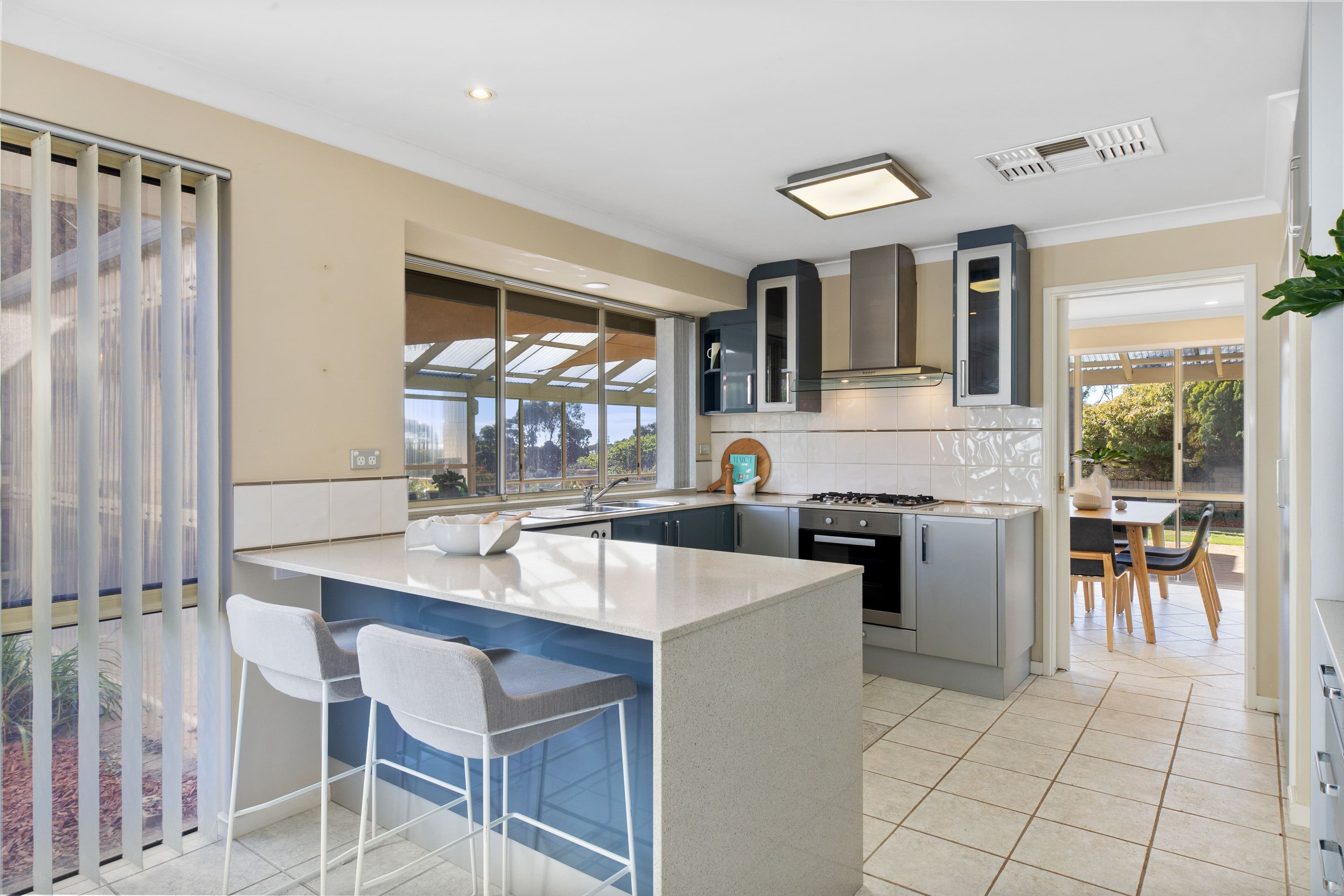 51 Ashmore Way, Sorrento WA 6020, Sorrento - Thumbnail 7