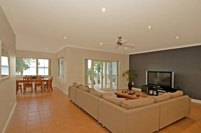 105 The Boulevard, OAK FLATS NSW 2529, Oak Flats - Thumbnail 2