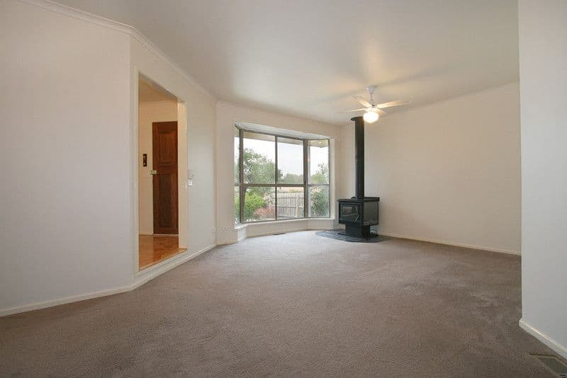 36 Cheryl Crescent, FERNTREE GULLY VIC 3156, Ferntree Gully - Thumbnail 3