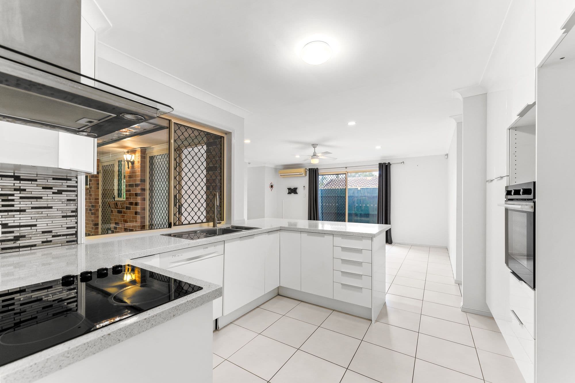 17 Pendula Circuit, Forest Lake QLD 4078, Forest Lake - Thumbnail 4
