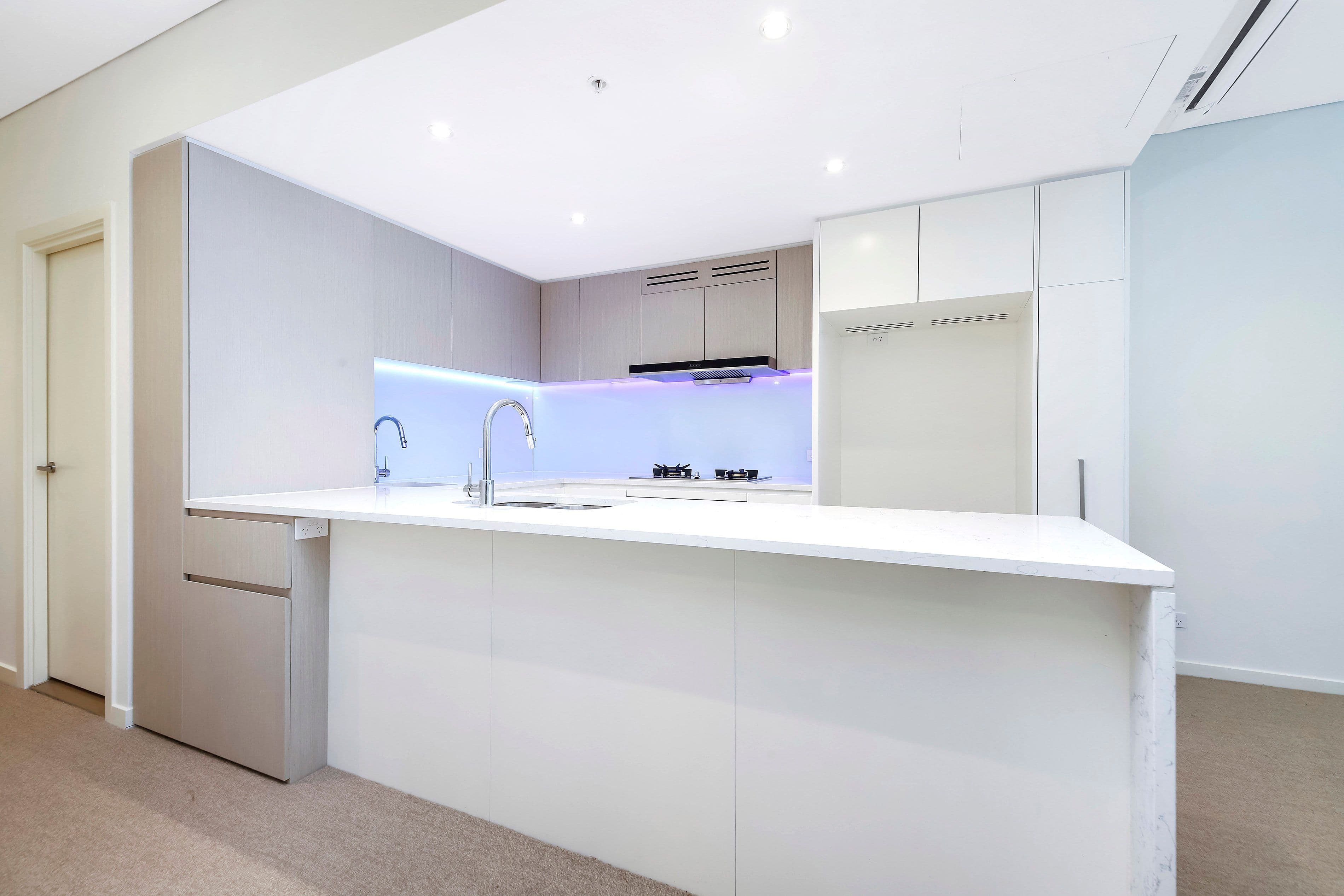 11 Wentworth Place, Wentworth Point NSW 2127, Wentworth Point - Thumbnail 2
