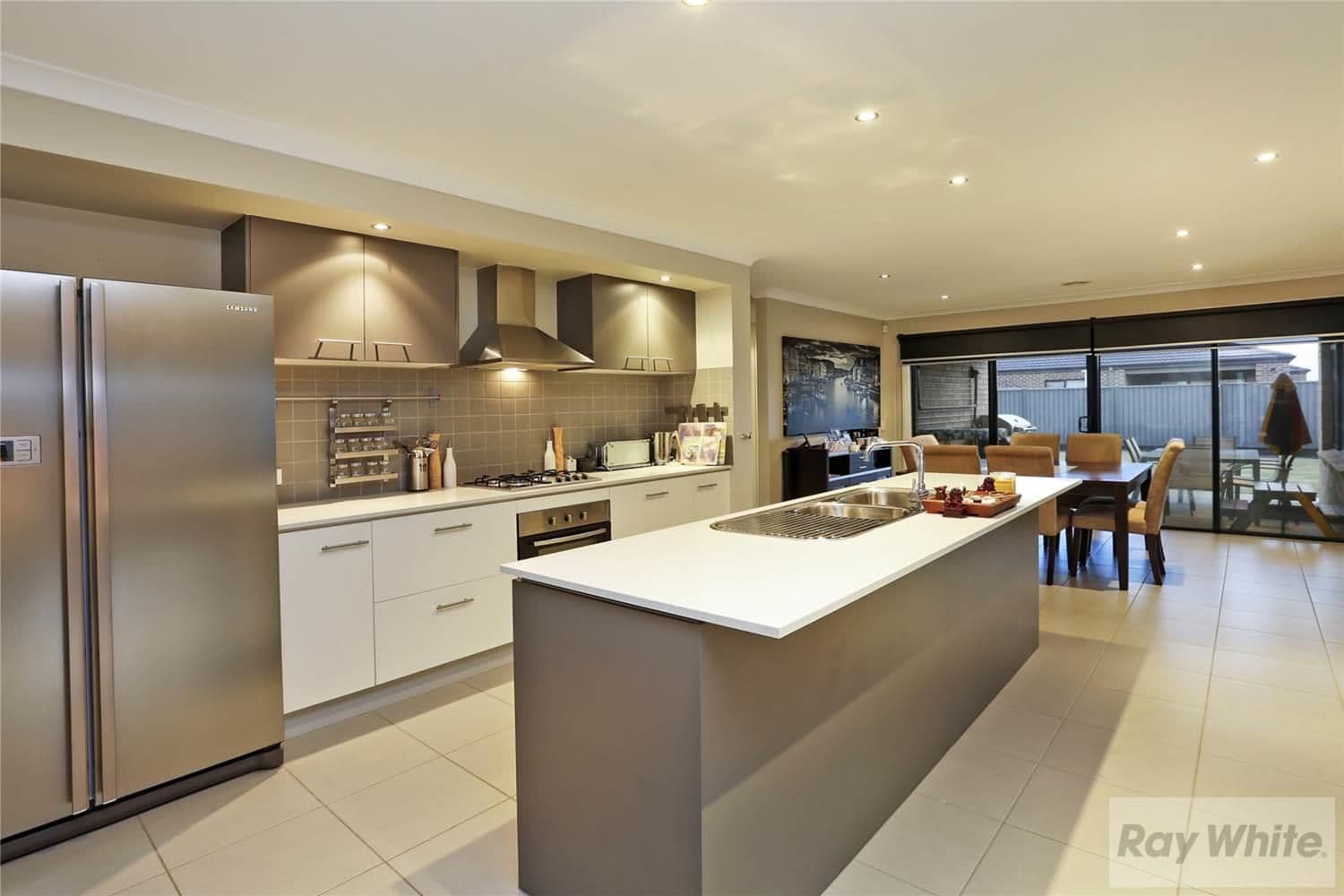 23 Melissa Drive, Lara VIC 3212, Lara - Thumbnail 3