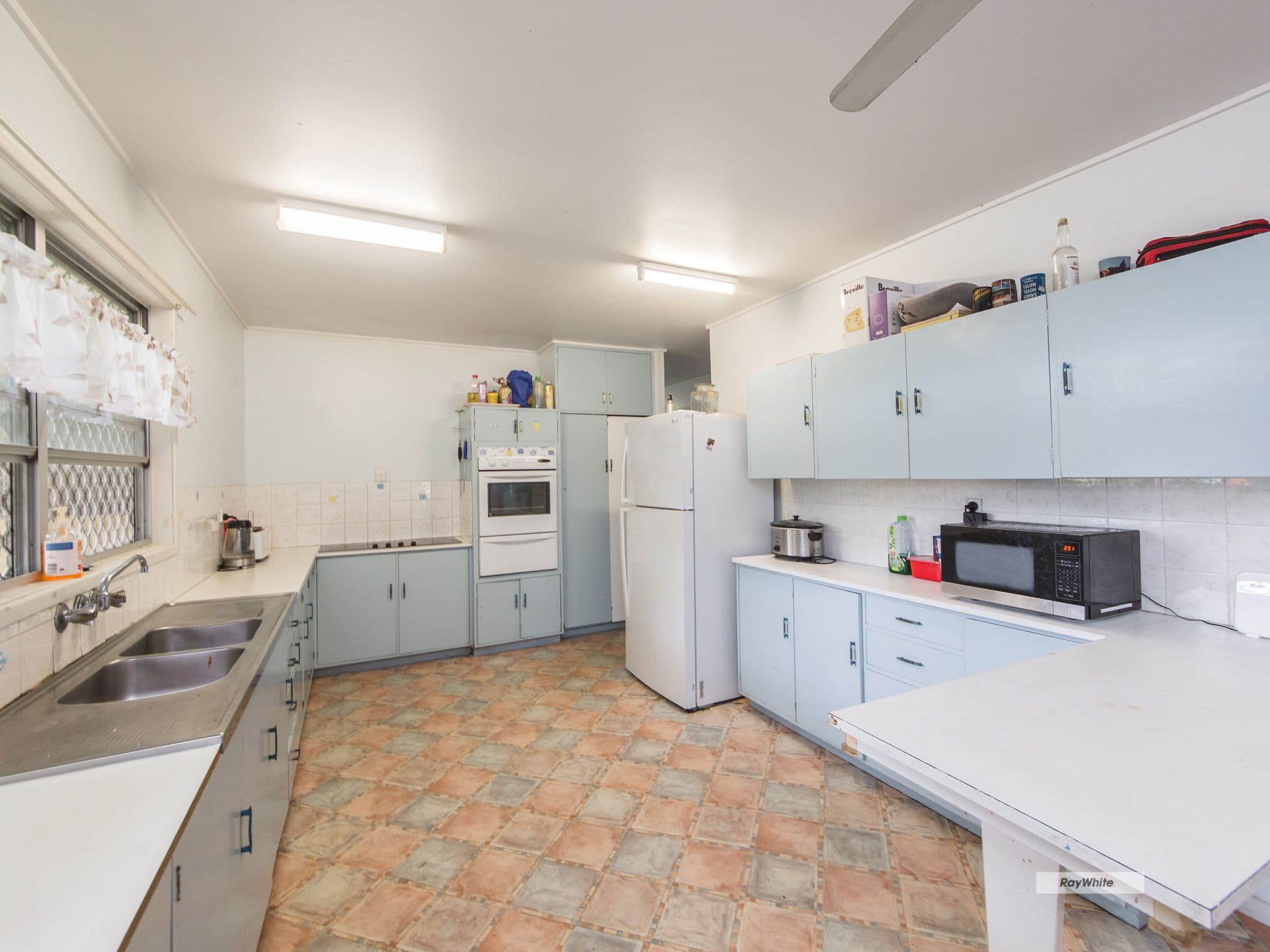 242 Merrill Avenue, Frenchville QLD 4701, Frenchville - Thumbnail 4