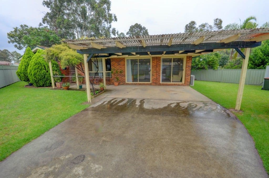 33 Westbourne Avenue, Thirlmere - Image 1