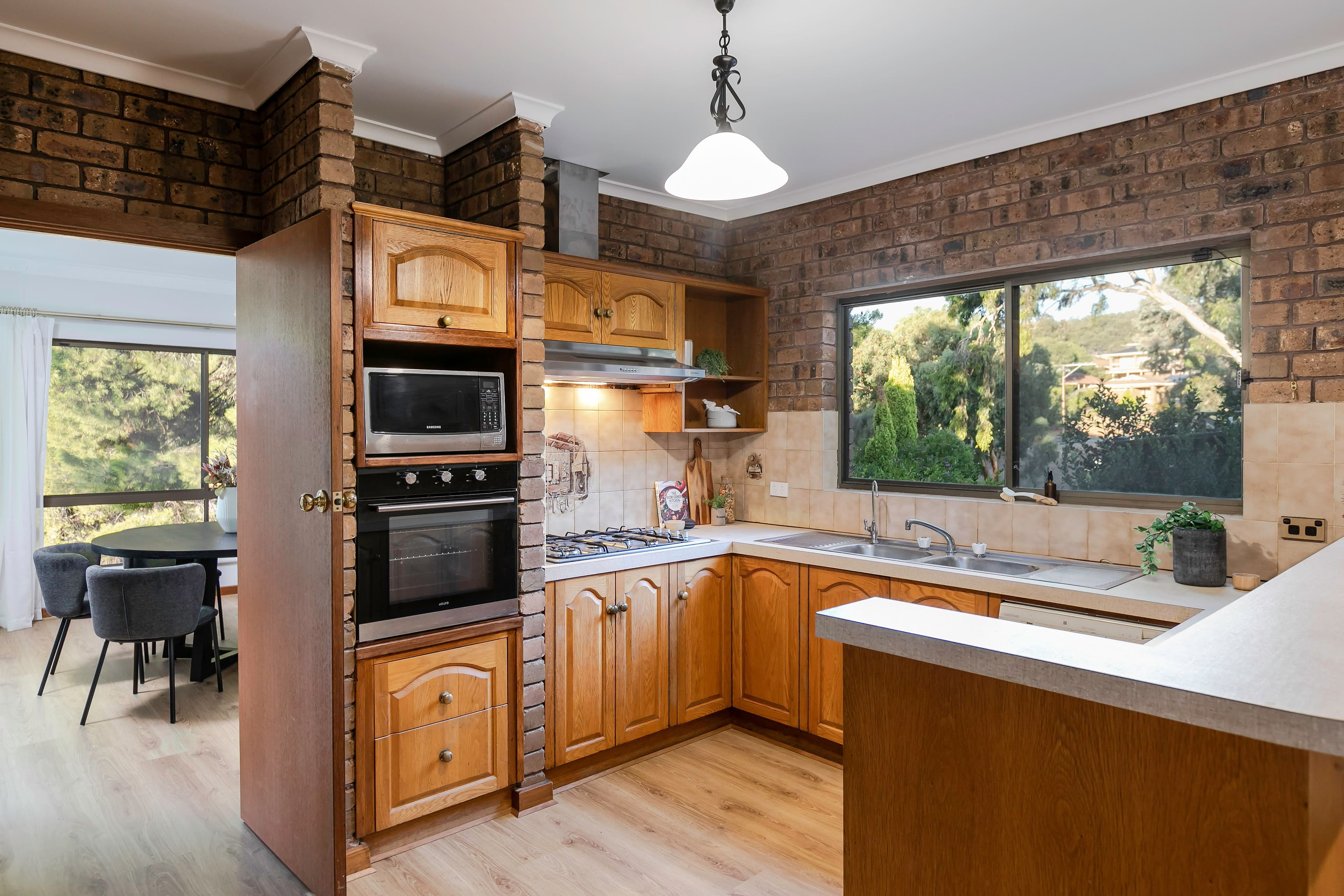 8 Eyre Boulevard, Pasadena SA 5042, Pasadena - Thumbnail 6