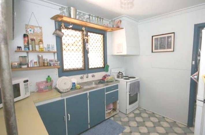 107 Rifle Range Road, RANGEWAY WA 6530, Rangeway - Thumbnail 2