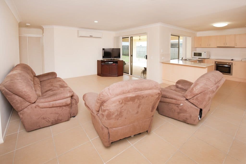 8 Coogee Terrace, BLACKS BEACH QLD 4740, Blacks Beach - Thumbnail 4