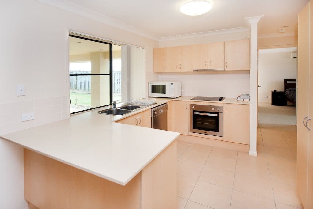 8 Coogee Terrace, BLACKS BEACH QLD 4740, Blacks Beach - Thumbnail 6