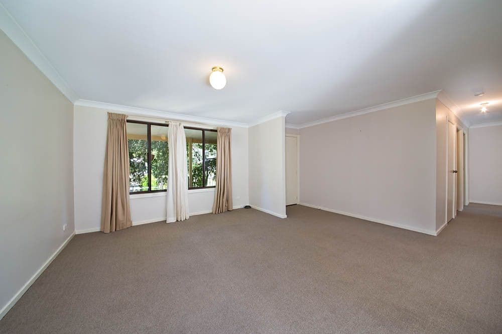 22 Links Road, Blackheath - Thumbnail 2