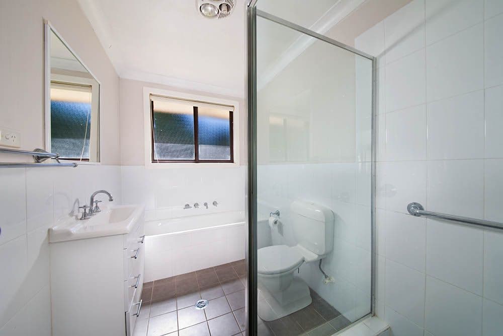 22 Links Road, Blackheath - Thumbnail 5