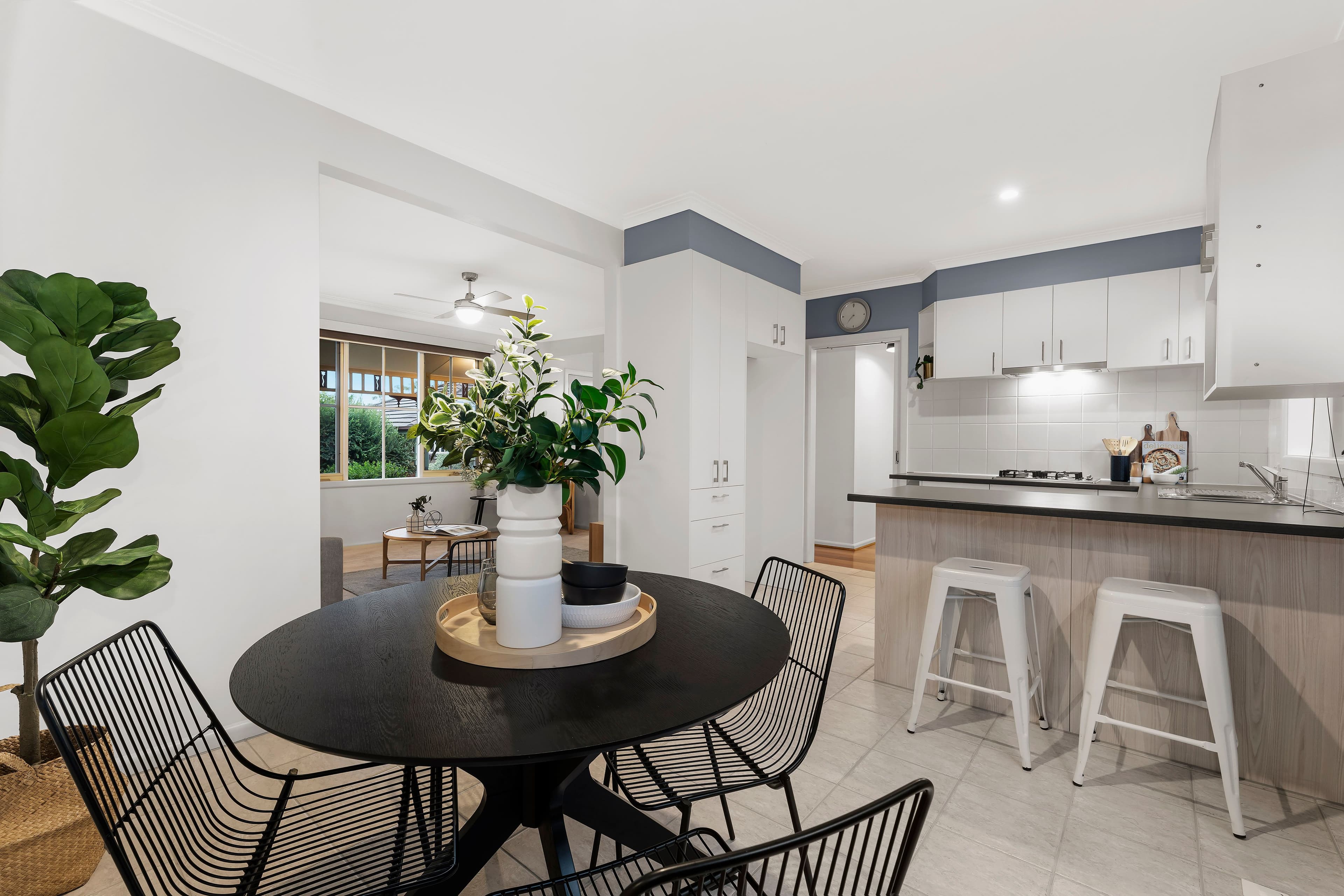 111 Martins Lane, Viewbank VIC 3084, Viewbank - Thumbnail 4