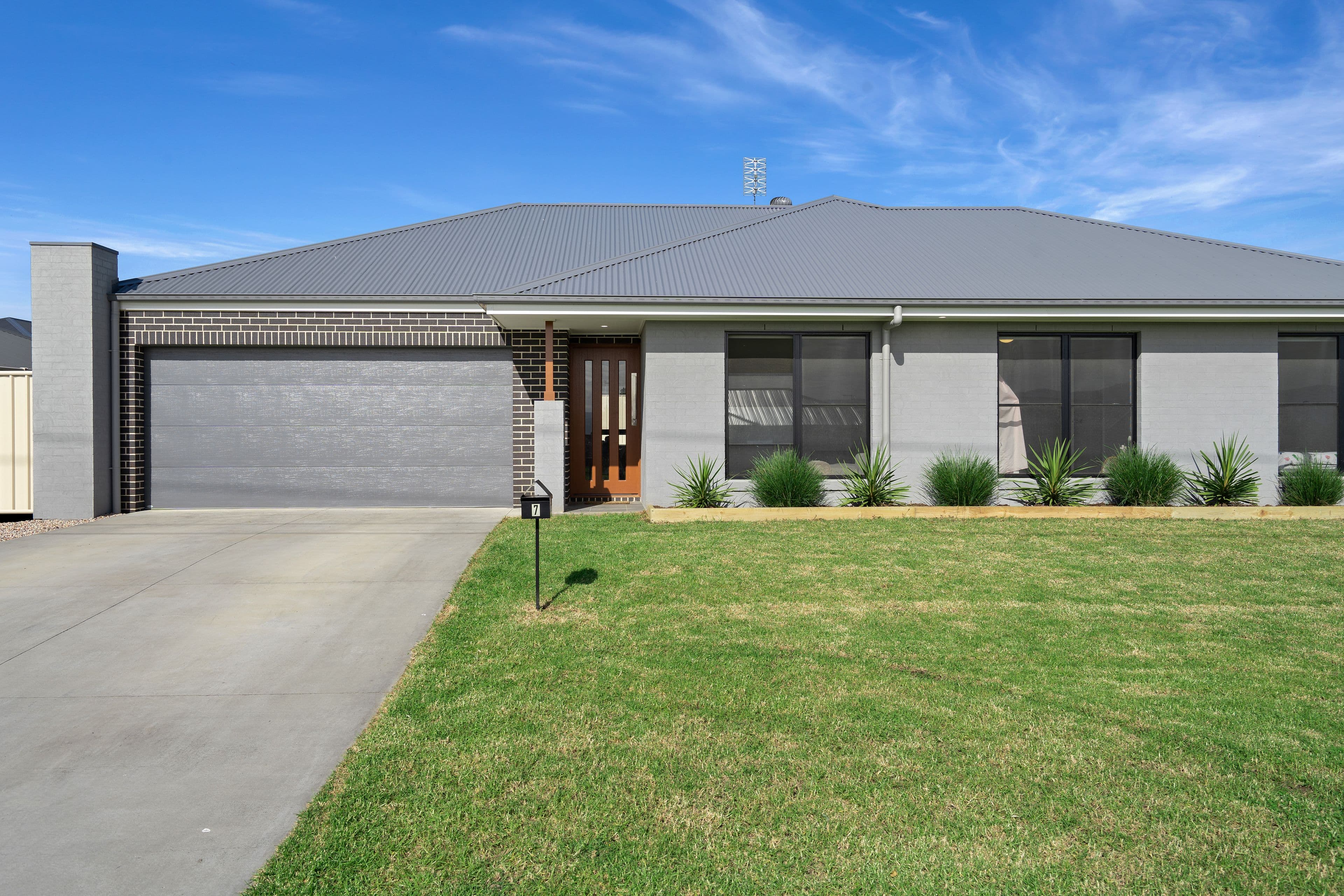 7 Jindalee Crescent, Nowra NSW 2541, Nowra - Image 1