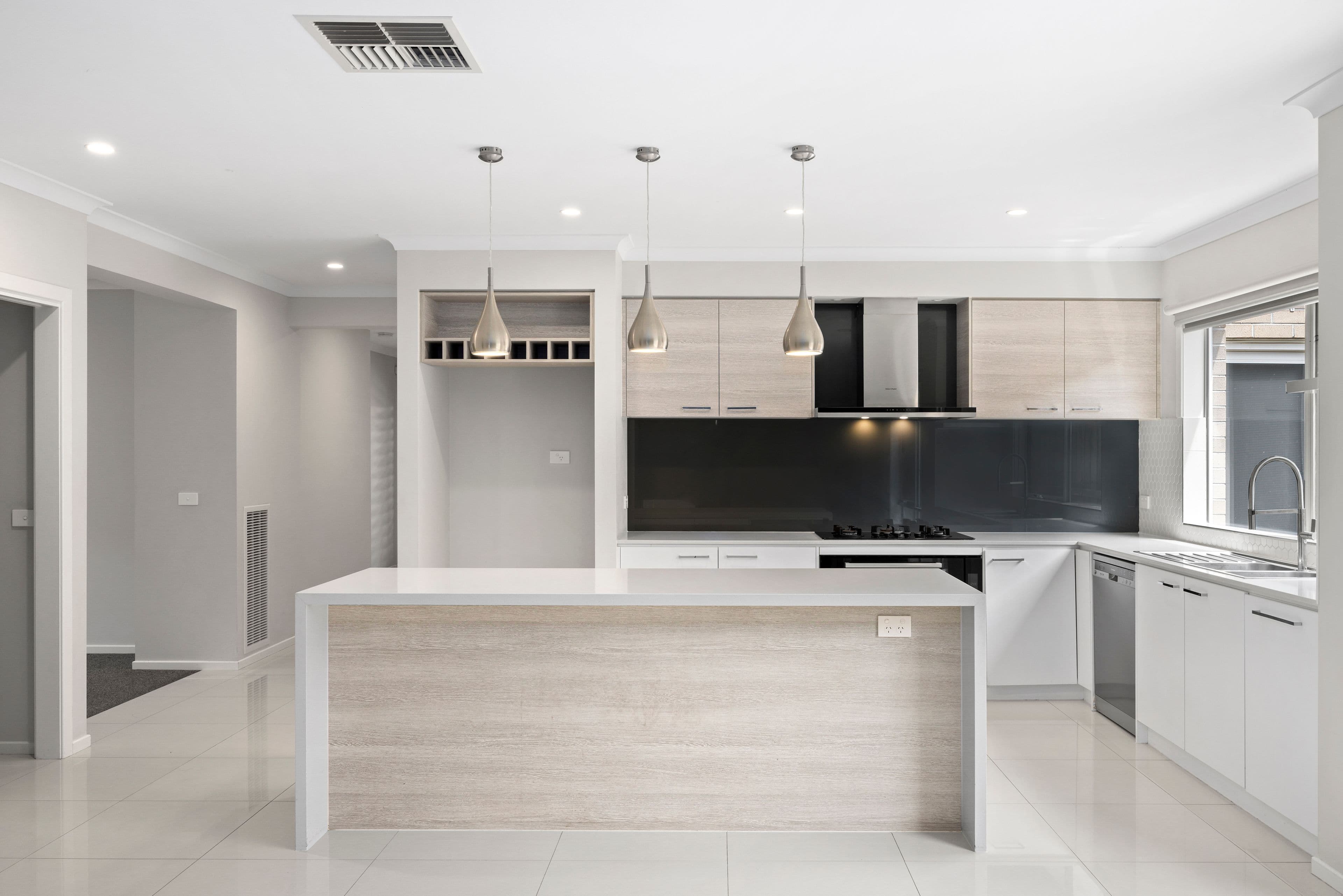 10 Liddiard Way, Mickleham VIC 3064, Mickleham - Thumbnail 2