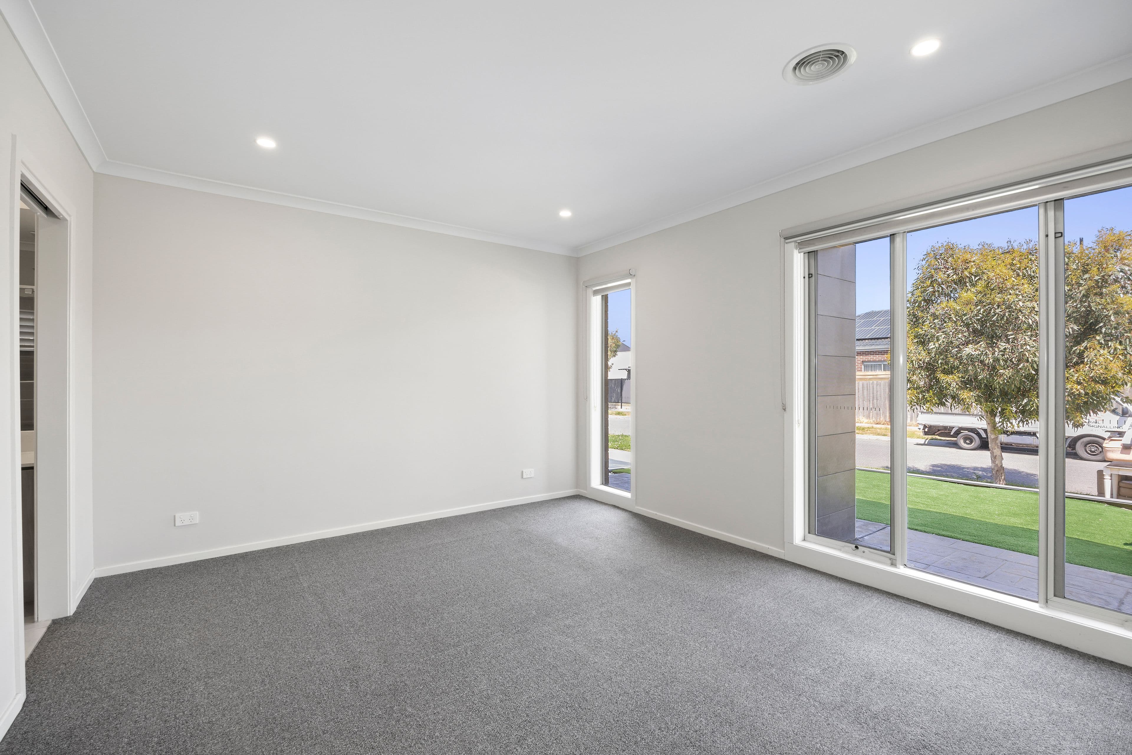 10 Liddiard Way, Mickleham VIC 3064, Mickleham - Thumbnail 7