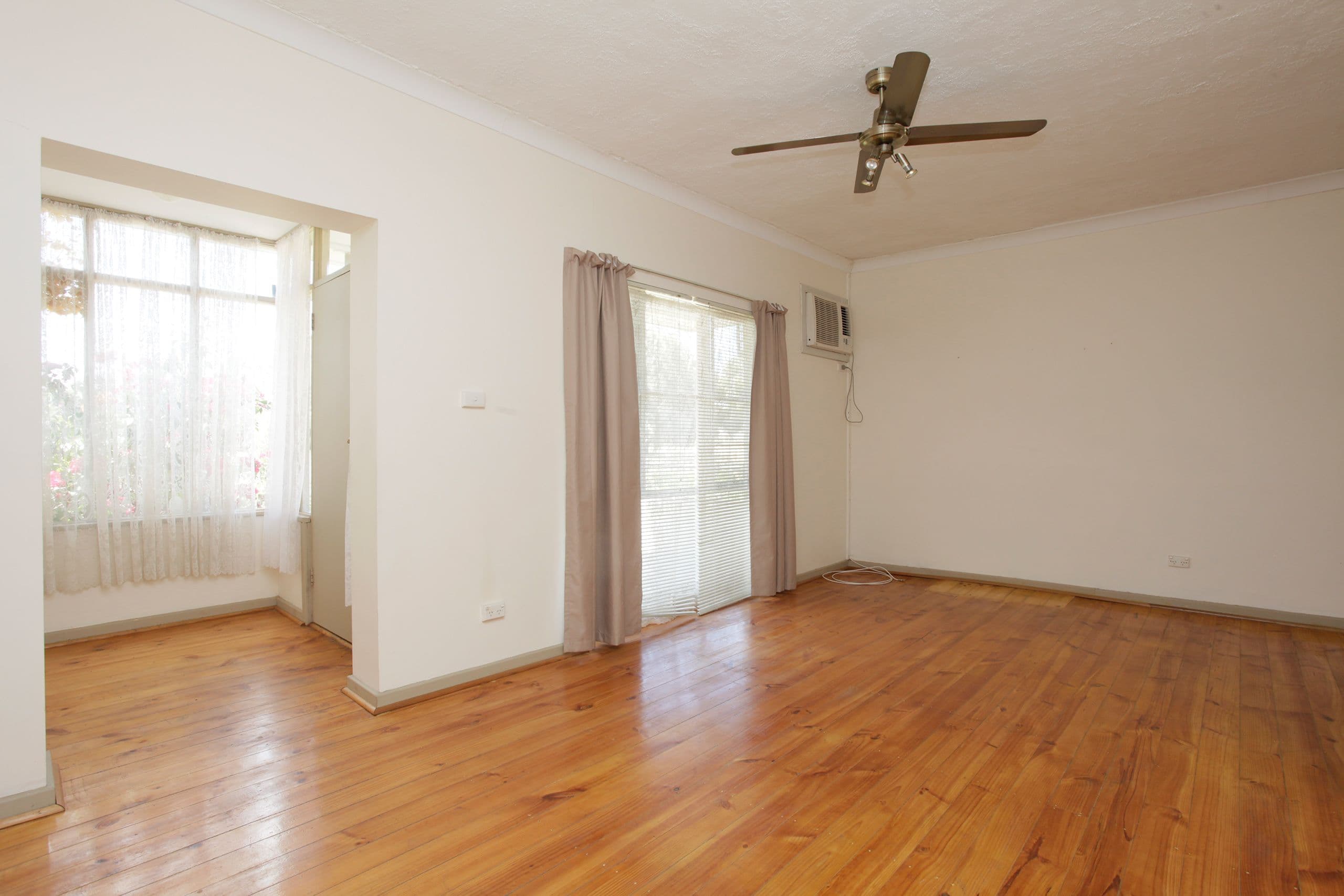 9 Sedgehill Road, Elizabeth North SA 5113, Elizabeth North - Thumbnail 4