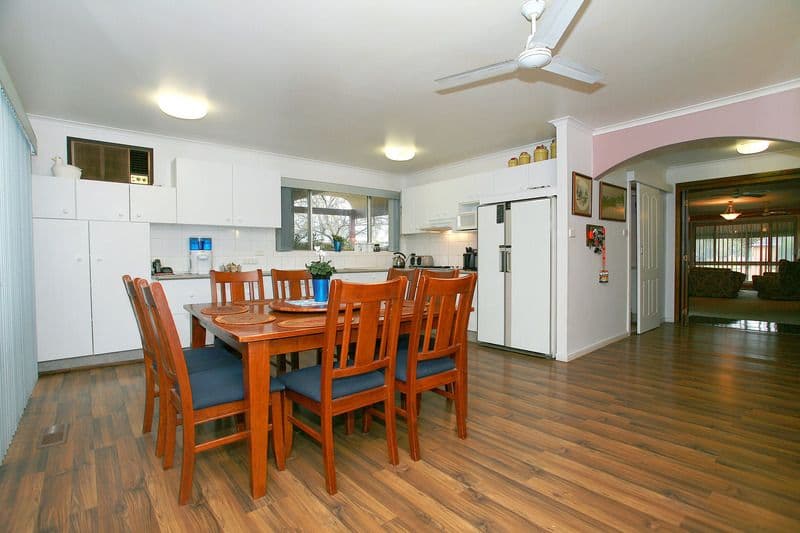 115 Doveton Avenue, DOVETON VIC 3177, Doveton - Thumbnail 2