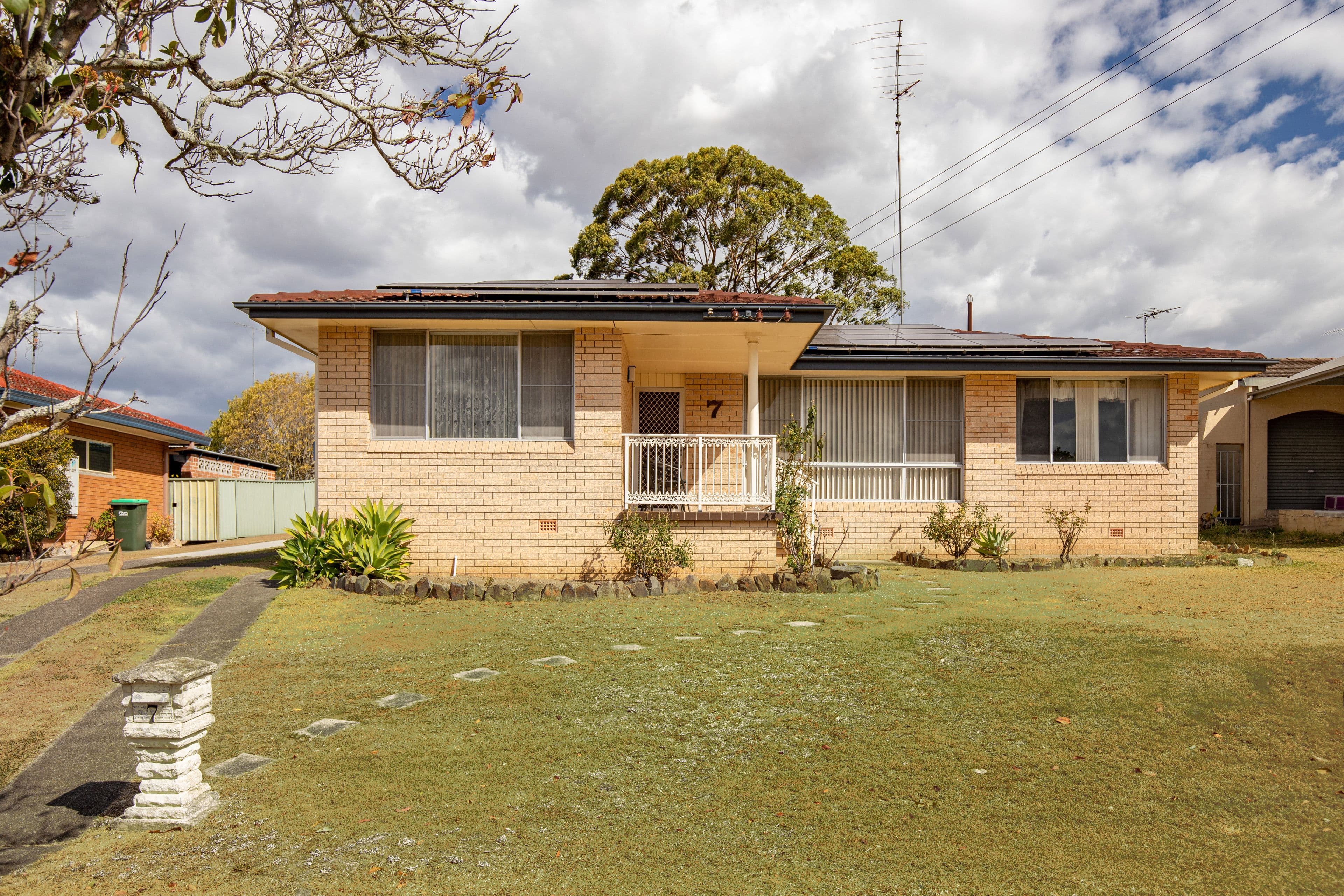 7 Hay Street, Gloucester - Image 1