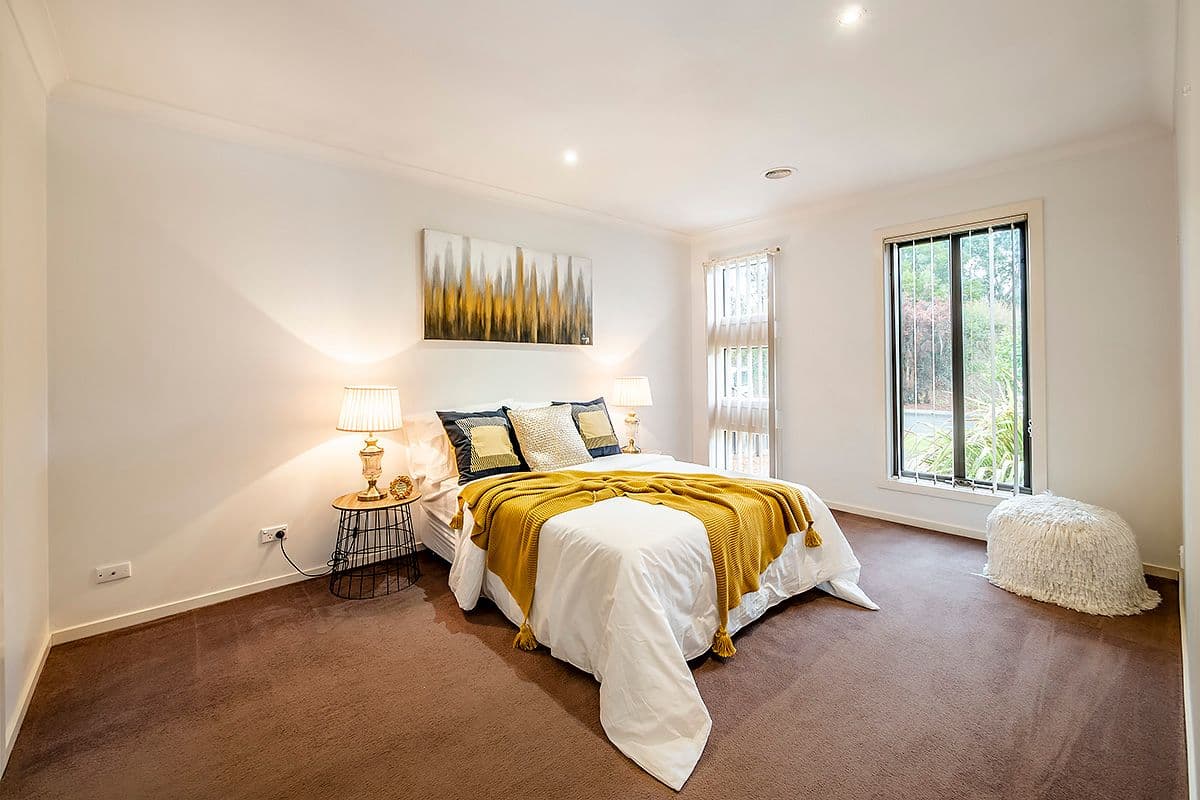 4 Islington Avenue, Cranbourne North VIC 3977, Cranbourne North - Thumbnail 2
