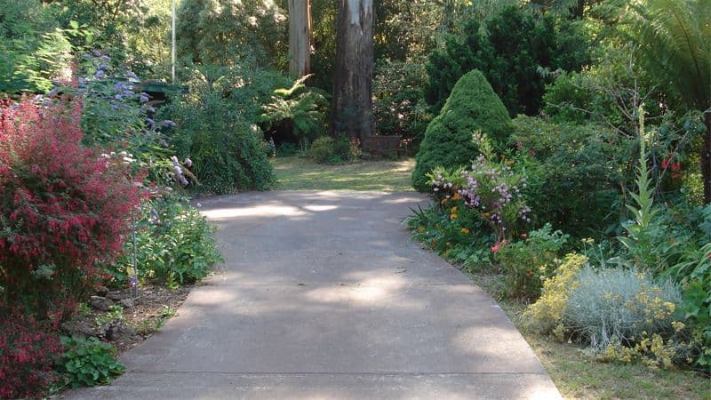 12  Summerlea Road, MOUNT DANDENONG VIC 3767, Mount Dandenong - Thumbnail 2