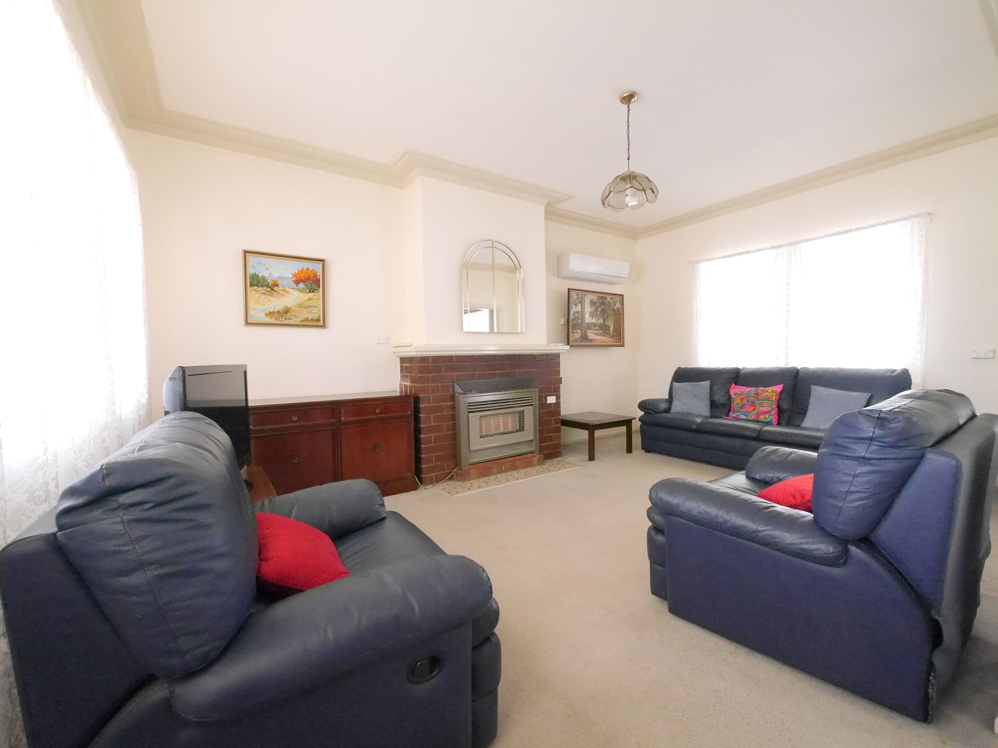 10 Lachlan Street, Cowra - Thumbnail 3