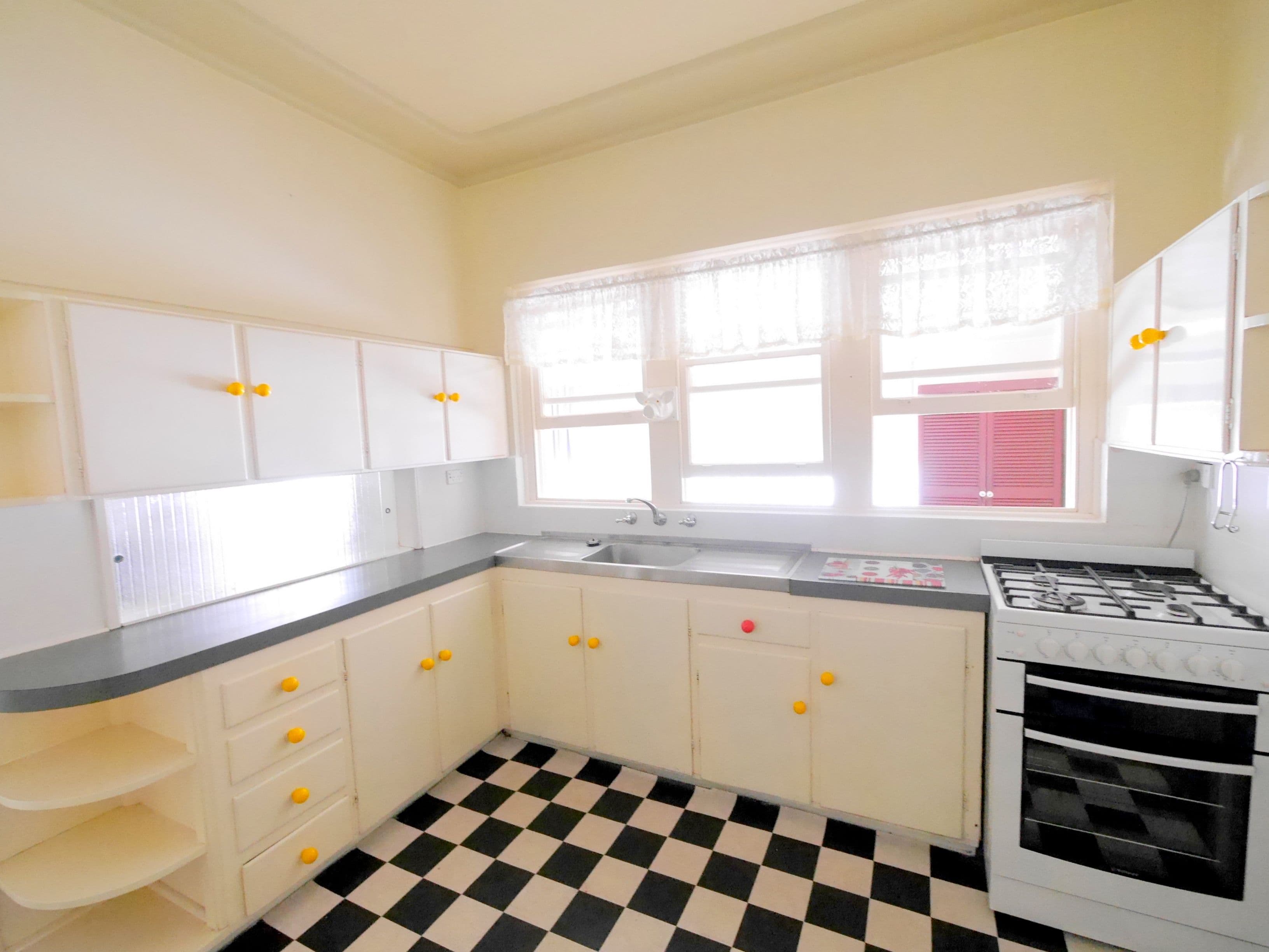 10 Lachlan Street, Cowra - Thumbnail 7