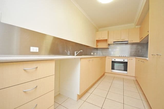 13 Chelsea Street, KIPPA-RING QLD 4021, Kippa-Ring - Thumbnail 2