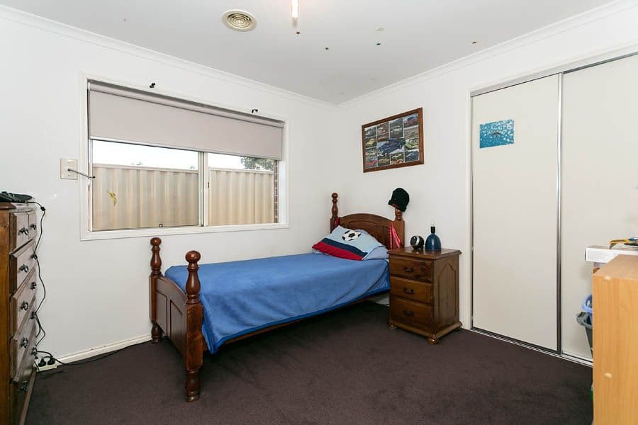 18 Eildon Circuit, TAYLORS HILL VIC 3037, Taylors Hill - Thumbnail 7