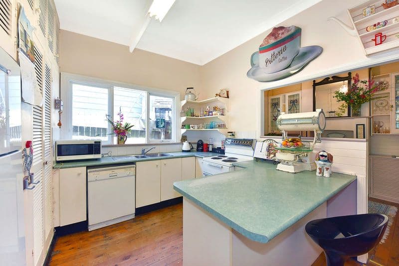 5 Russell Avenue, Wahroonga NSW 2076, Wahroonga - Thumbnail 4
