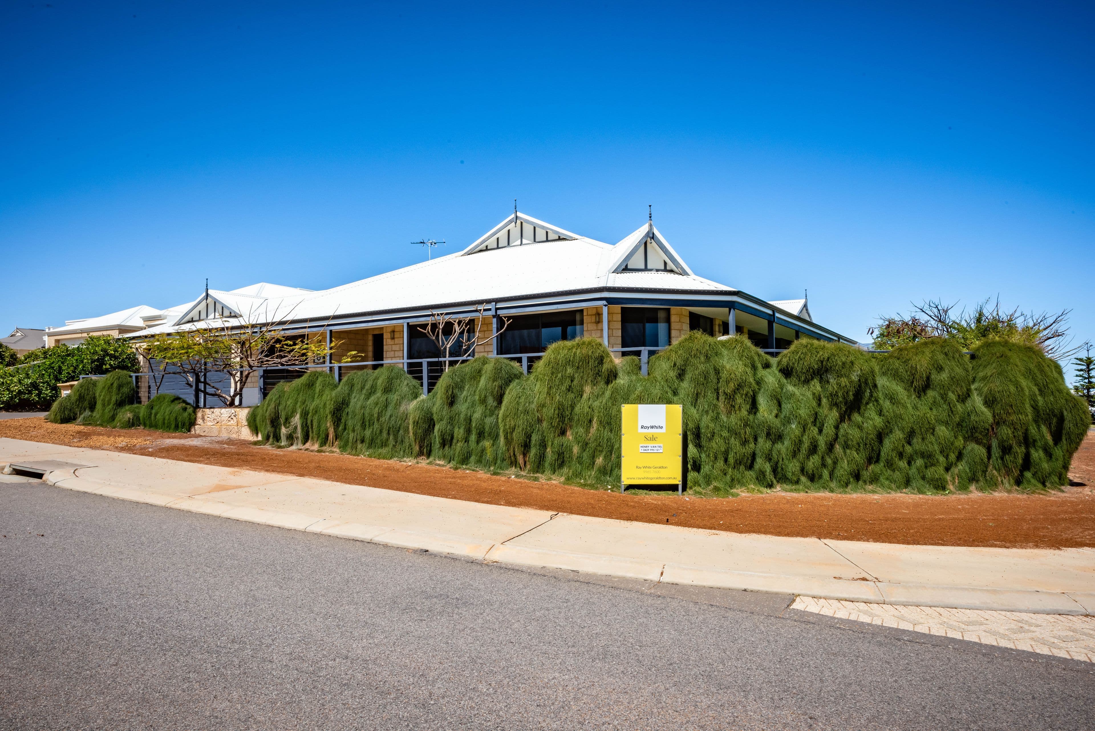 6 Neptune Corner, Glenfield WA 6532, Glenfield - Thumbnail 2