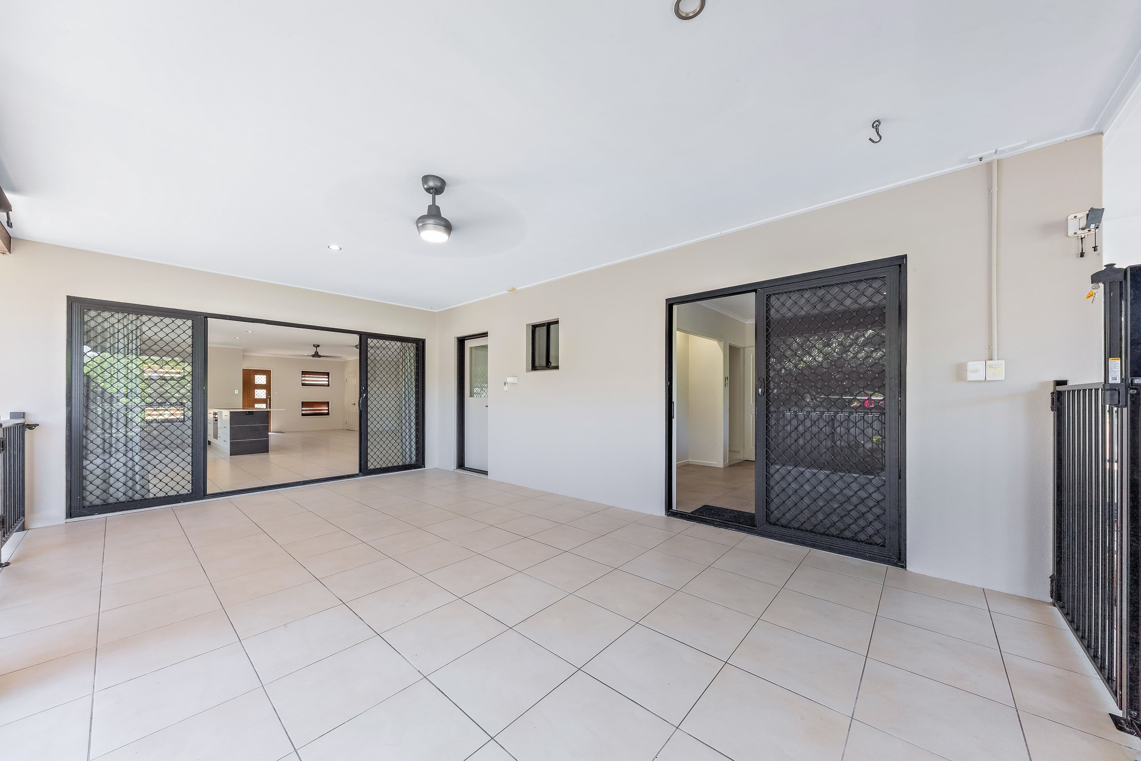 88 Country Road, Cannonvale QLD 4802, Cannonvale - Thumbnail 8